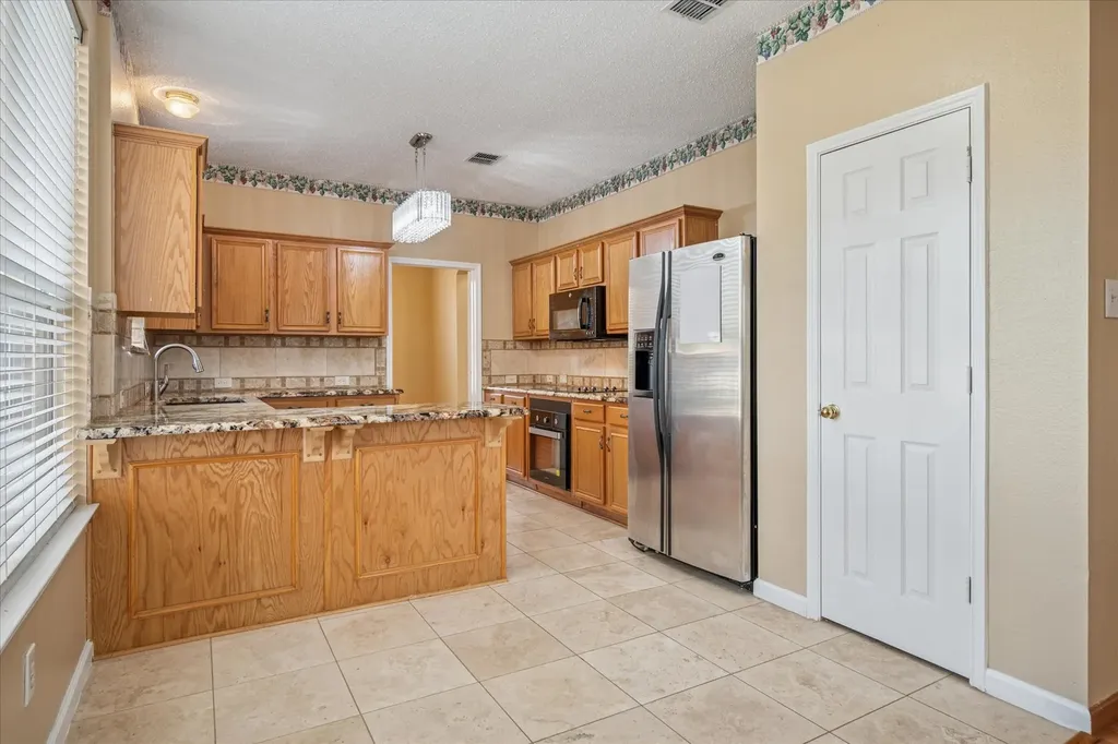 2008 Devin Lane Lewisville TX 75067