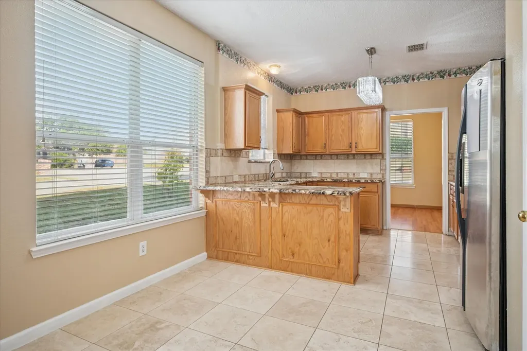 2008 Devin Lane Lewisville TX 75067