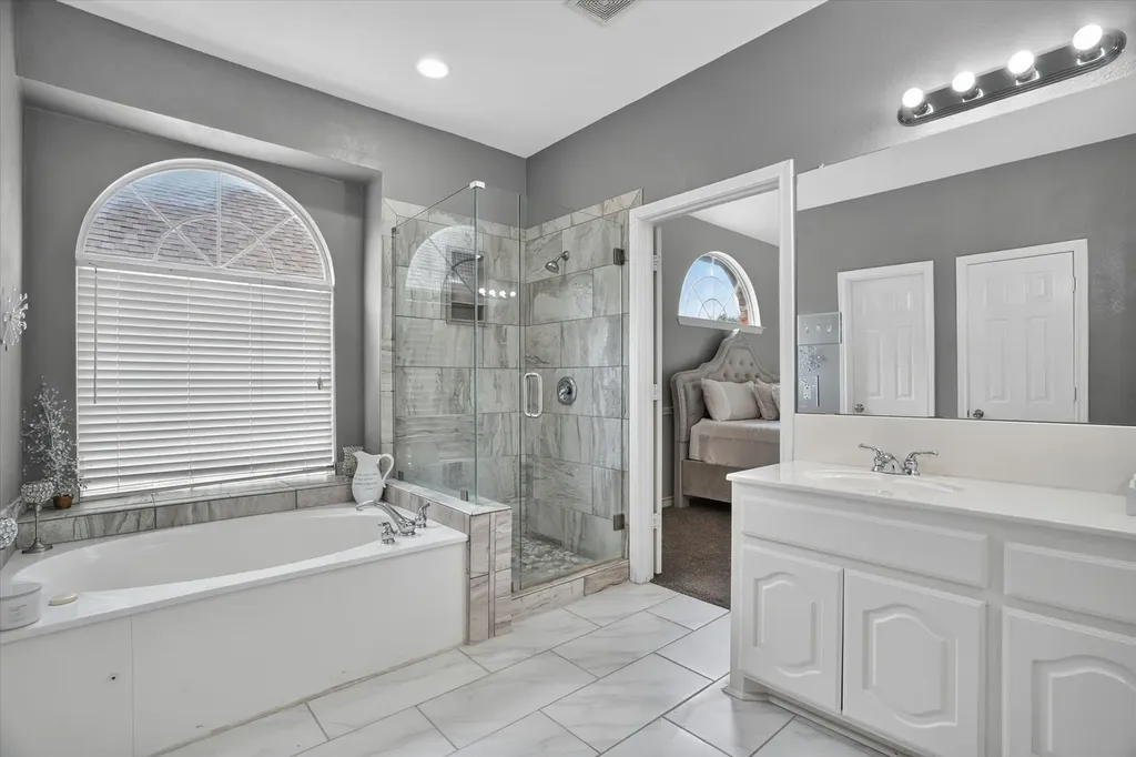7724 Brook Meadow Lane Fort Worth TX 76133