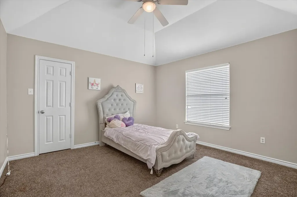 7724 Brook Meadow Lane Fort Worth TX 76133