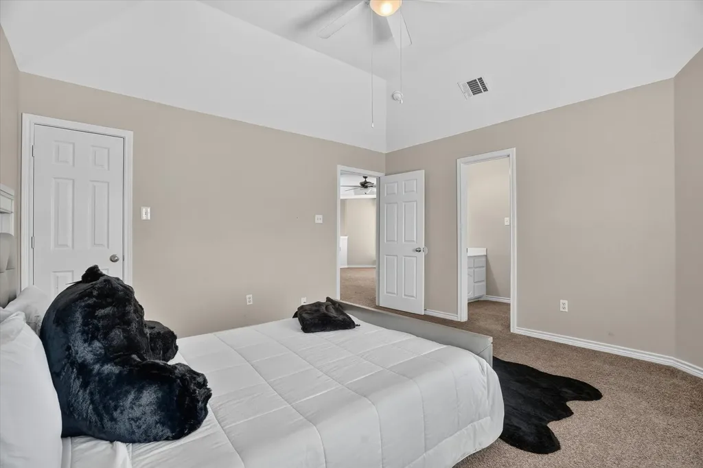 7724 Brook Meadow Lane Fort Worth TX 76133