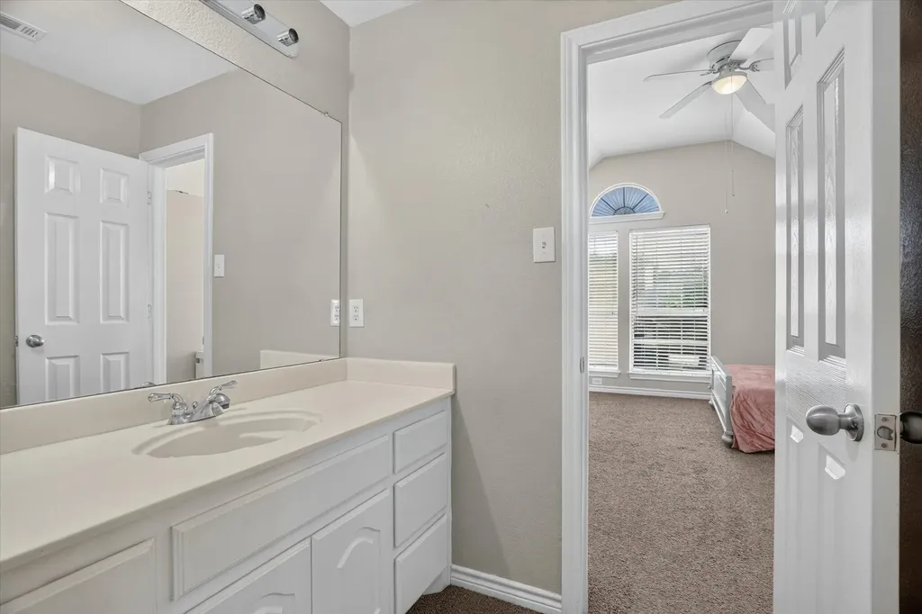 7724 Brook Meadow Lane Fort Worth TX 76133