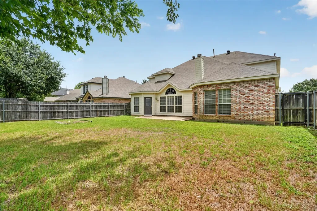 7724 Brook Meadow Lane Fort Worth TX 76133