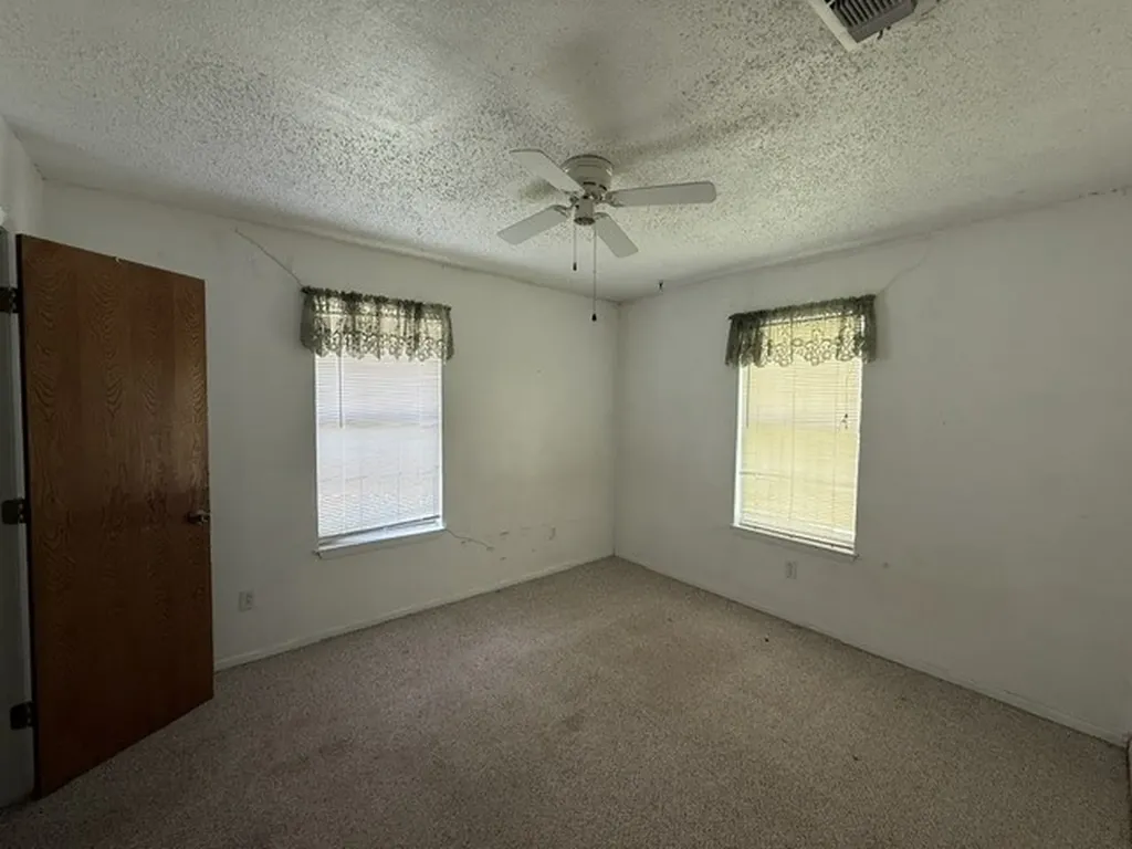131 SE 7th Street Cooper TX 75432