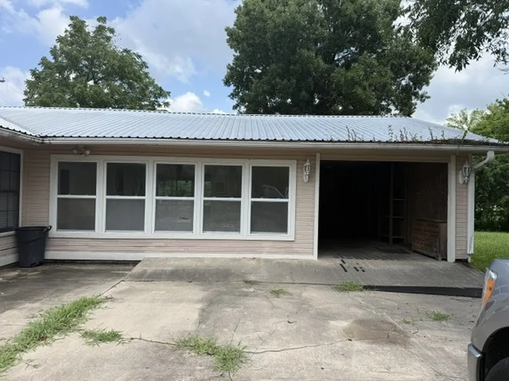 131 SE 7th Street Cooper TX 75432