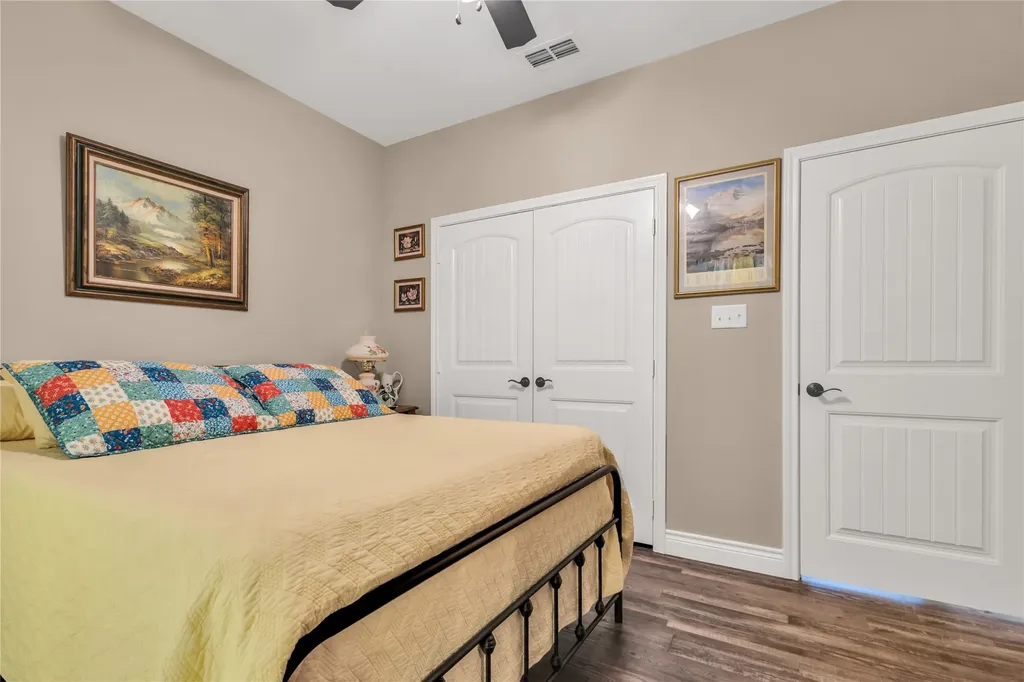 530 Rs County Road 4269 Emory TX 75440
