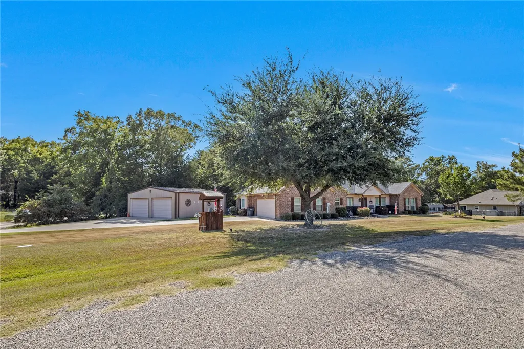 530 Rs County Road 4269 Emory TX 75440
