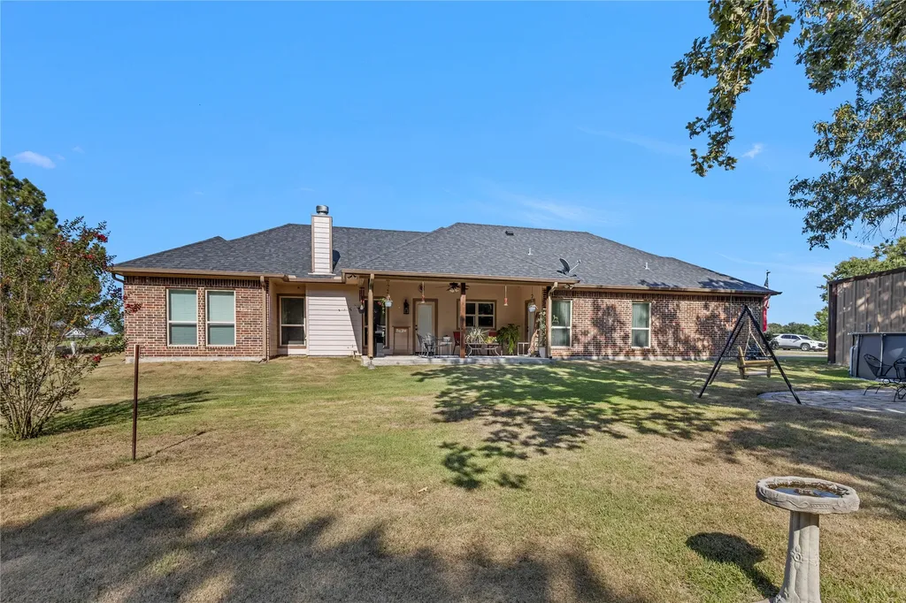 530 Rs County Road 4269 Emory TX 75440