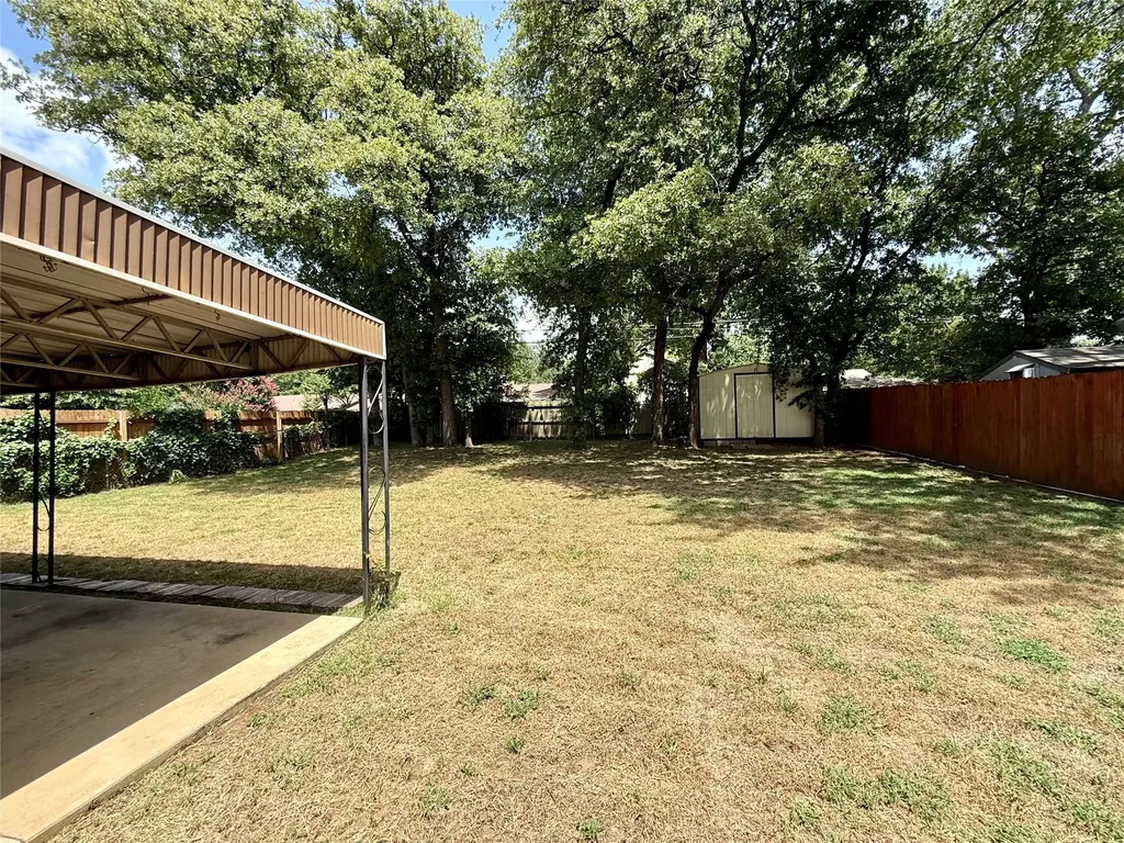 308 Simmons Drive Hurst TX 76053