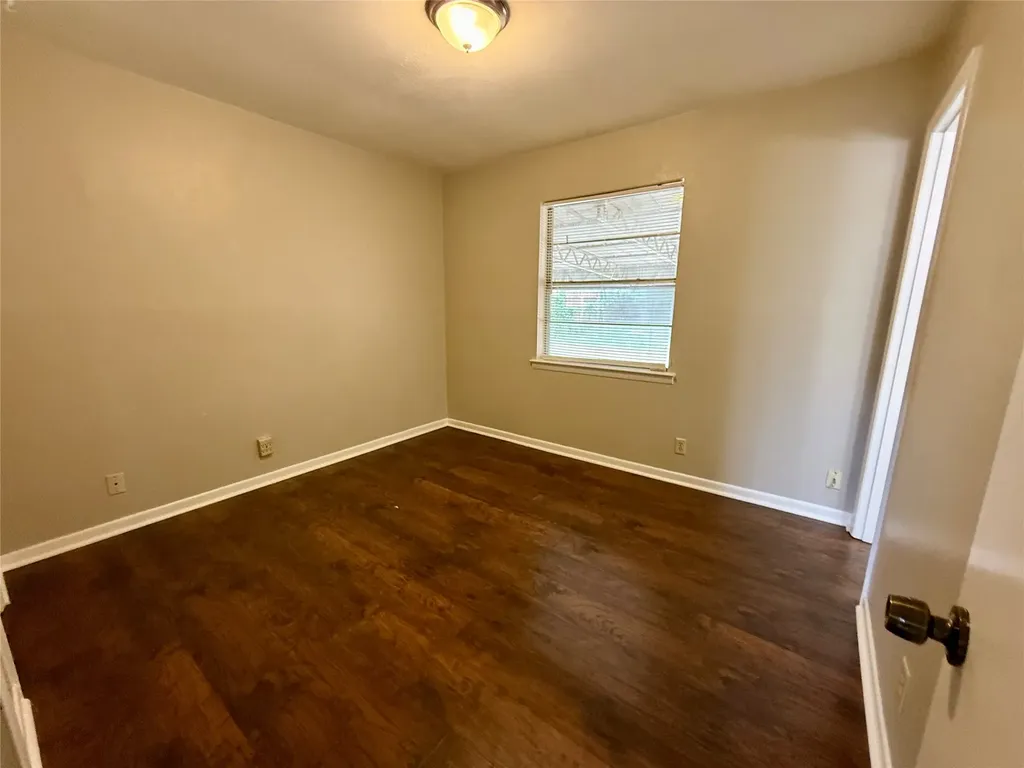 308 Simmons Drive Hurst TX 76053
