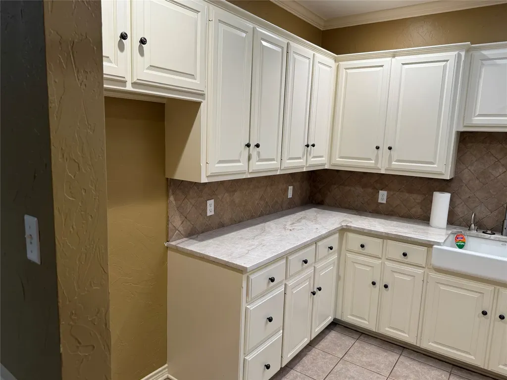 1116 Oak Garden Circle Tyler TX 75703