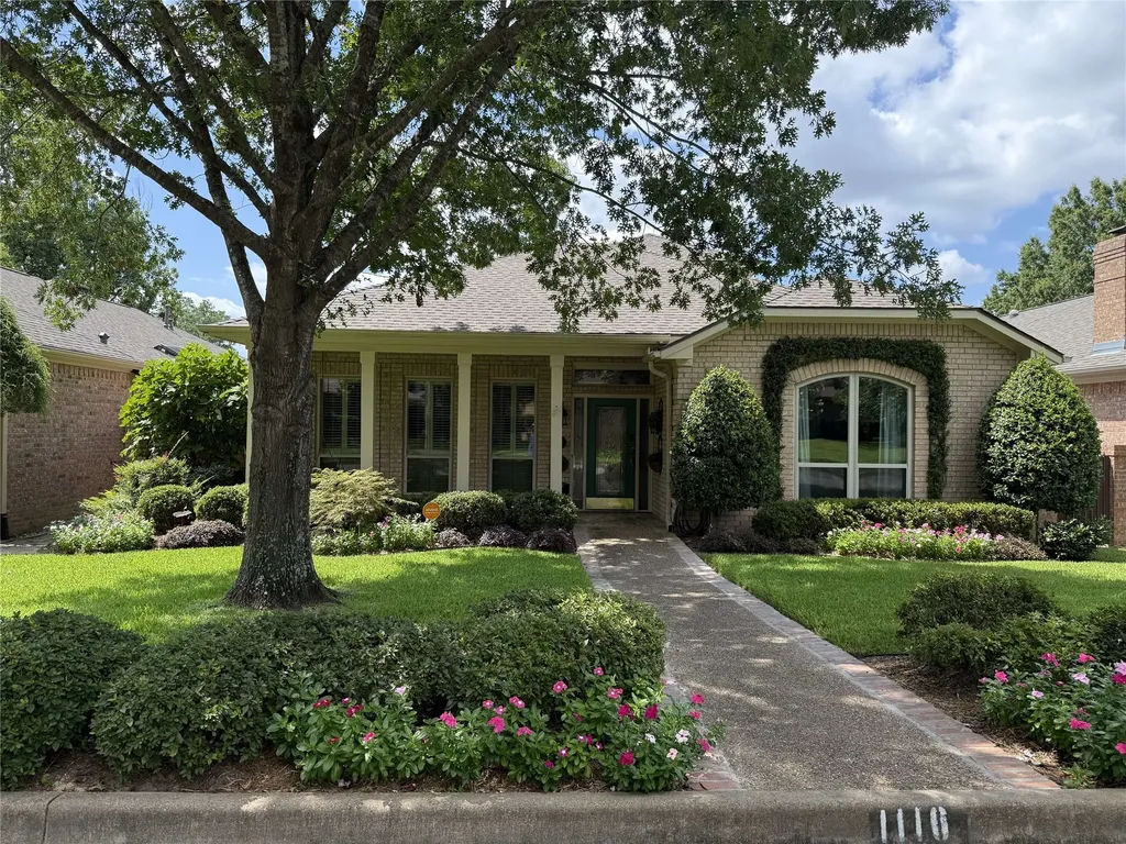 1116 Oak Garden Circle Tyler TX 75703