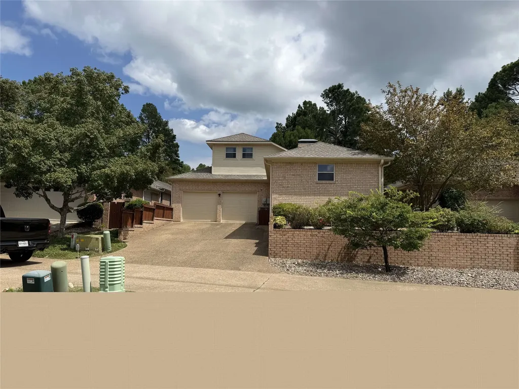 1116 Oak Garden Circle Tyler TX 75703