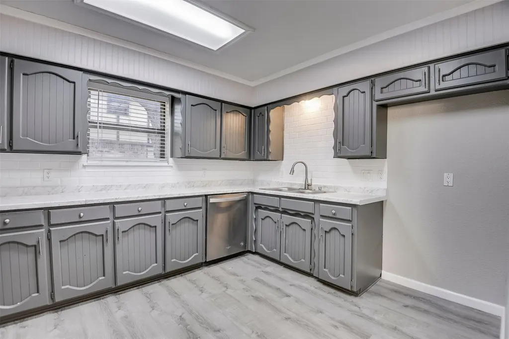 3906 San Luis Court Arlington TX 76016