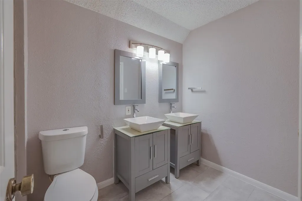3906 San Luis Court Arlington TX 76016