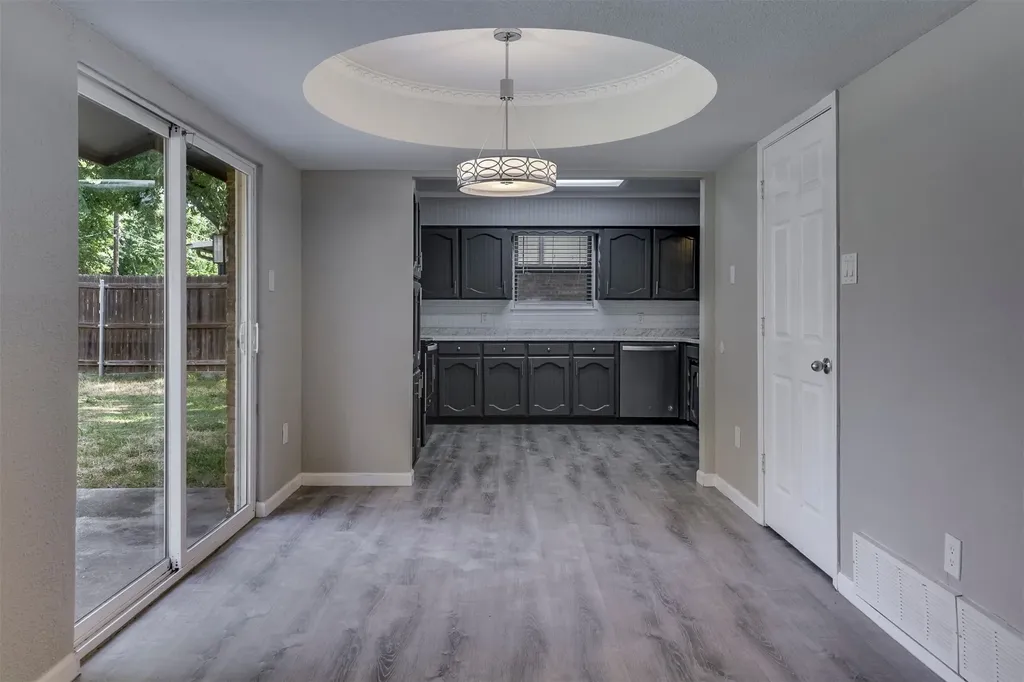 3906 San Luis Court Arlington TX 76016