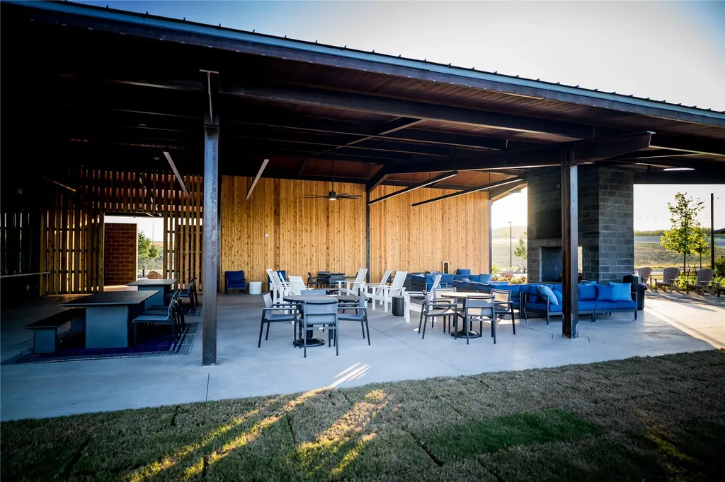 143 Summer Rain Way Newark TX 76071