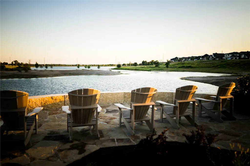 143 Summer Rain Way Newark TX 76071