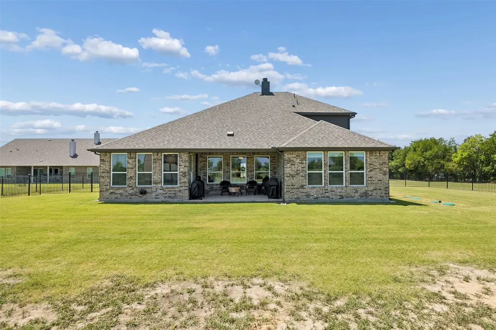 630 Brown Road Leonard TX 75452