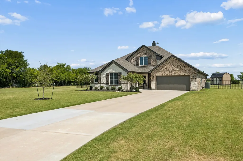 630 Brown Road Leonard TX 75452