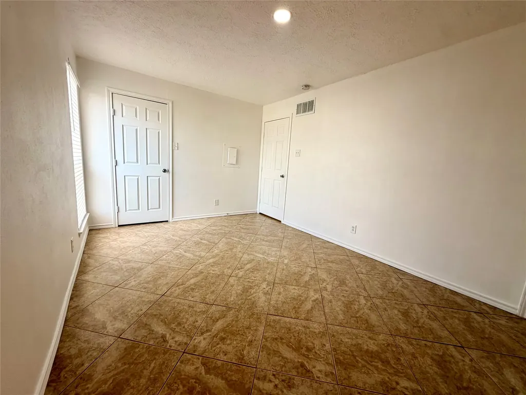 5727 Richmond Avenue Dallas TX 75206