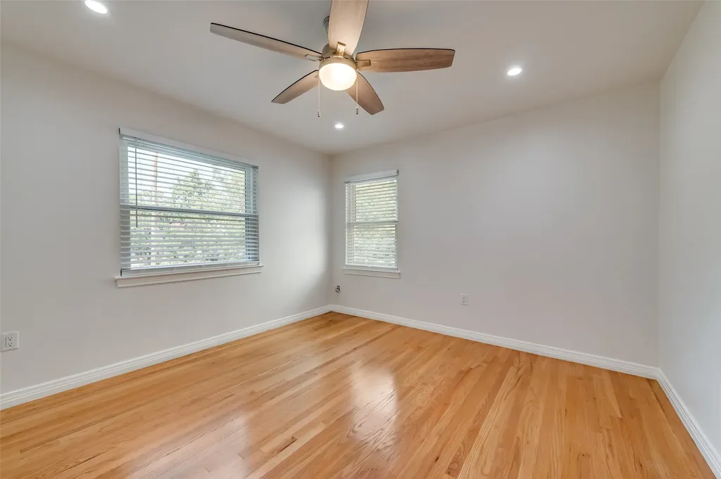 4134 Prescott Avenue Dallas TX 75219