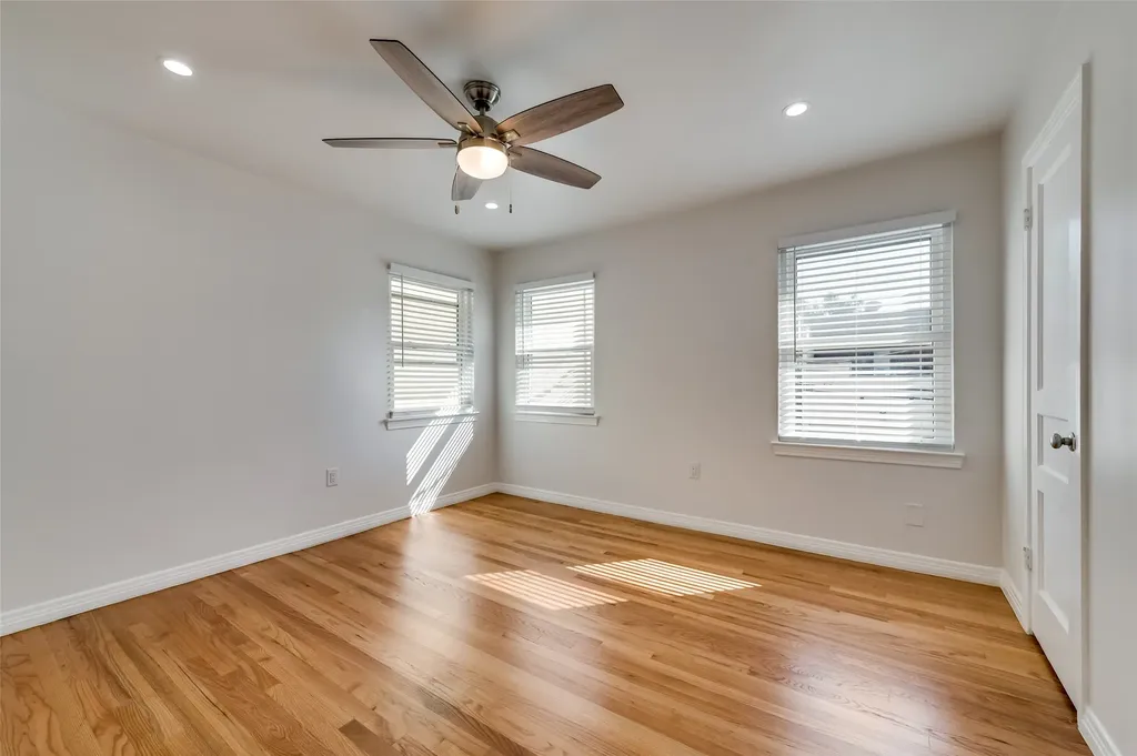 4134 Prescott Avenue Dallas TX 75219