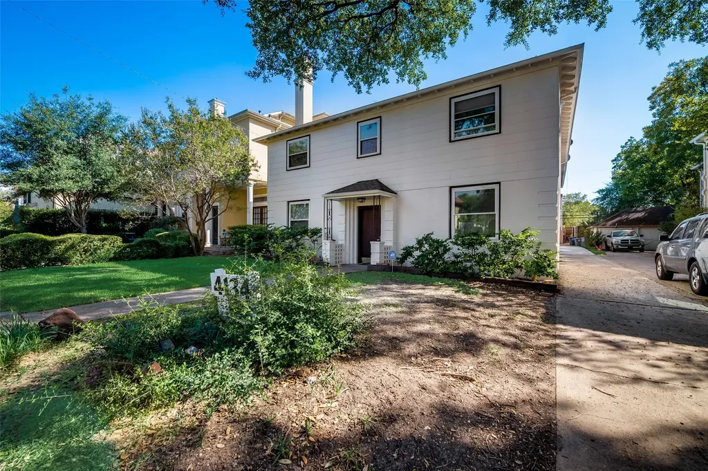 4134 Prescott Avenue Dallas TX 75219