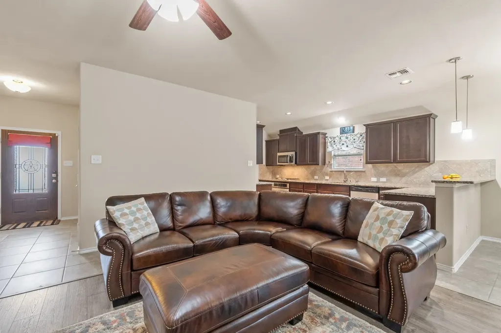 120 Rustic Oak Lane Mckinney TX 75072