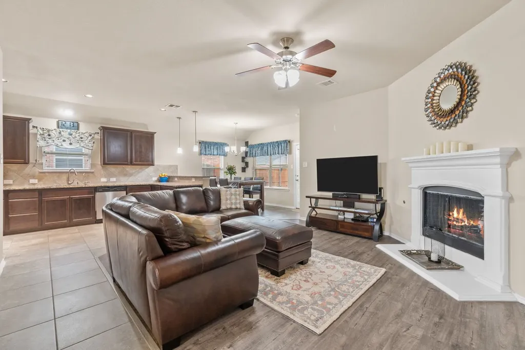 120 Rustic Oak Lane Mckinney TX 75072