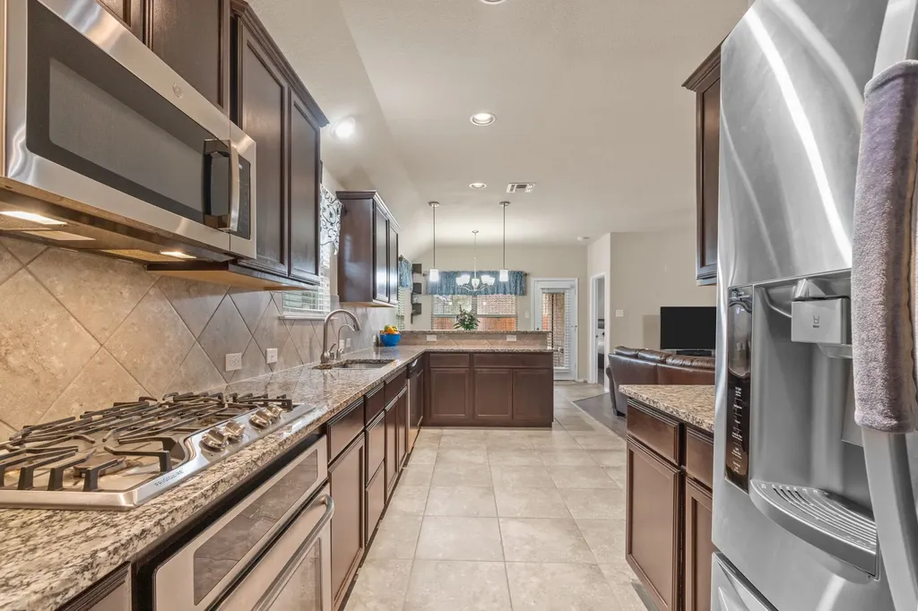 120 Rustic Oak Lane Mckinney TX 75072