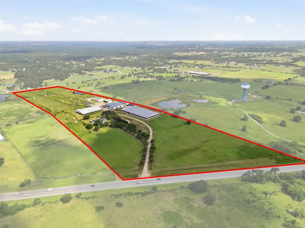 4801 S Highway 377 Cross Roads TX 76227