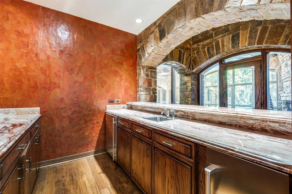 3848 Potomac Avenue Highland Park TX 75205