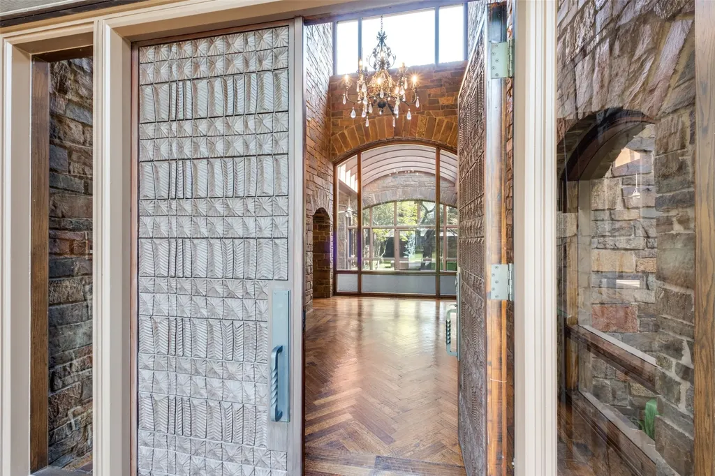 3848 Potomac Avenue Highland Park TX 75205