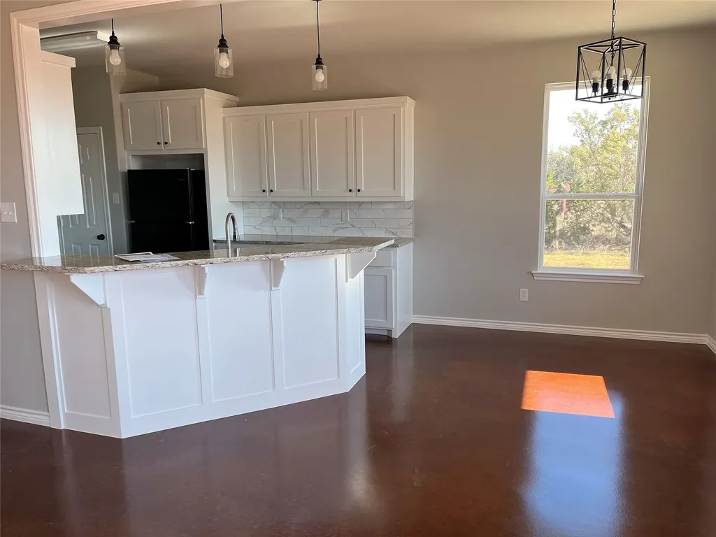 1068 County Road 327a Glen Rose TX 76043