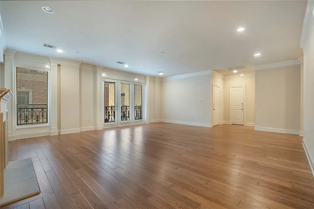 6505 Bandera Avenue Dallas TX 75225
