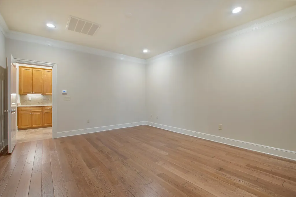 6505 Bandera Avenue Dallas TX 75225