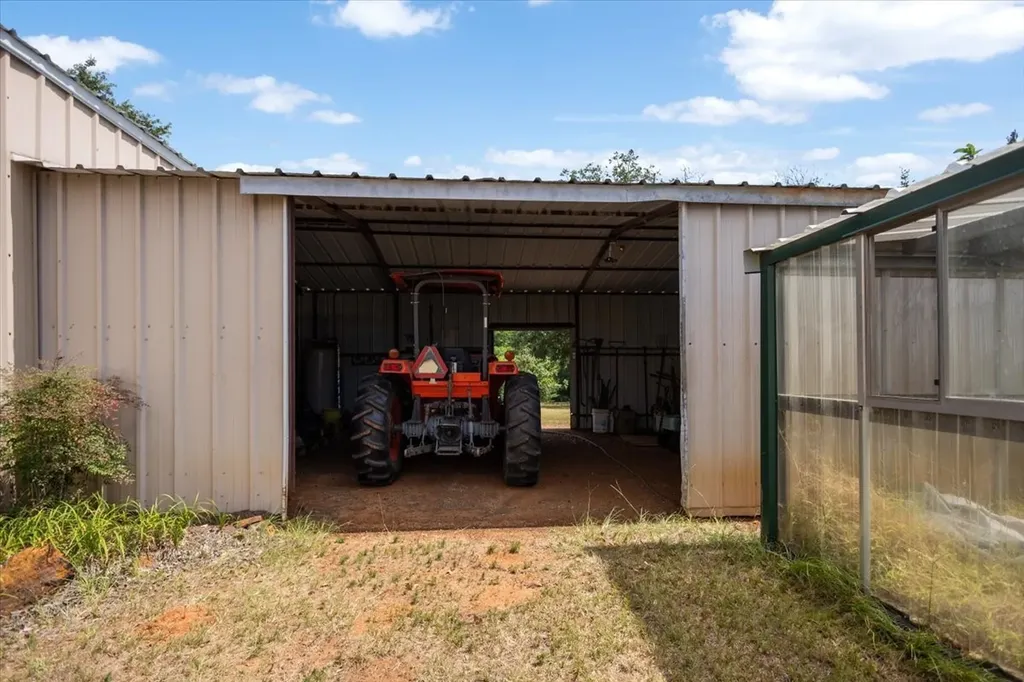 280 Vz County Road 4821 Chandler TX 75758