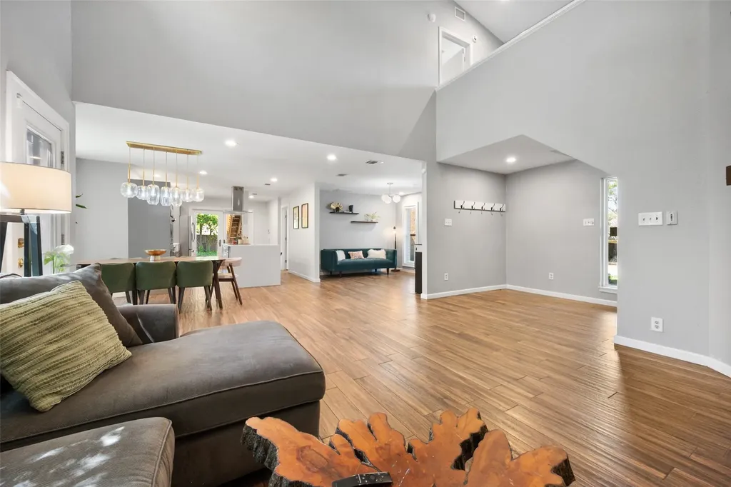 3512 Townlake Circle Arlington TX 76016