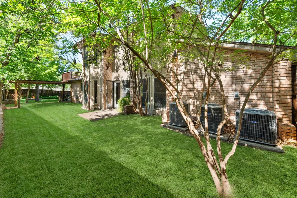 3512 Townlake Circle Arlington TX 76016