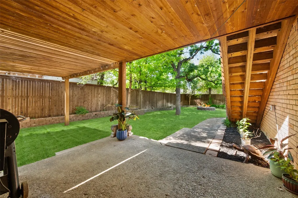 3512 Townlake Circle Arlington TX 76016