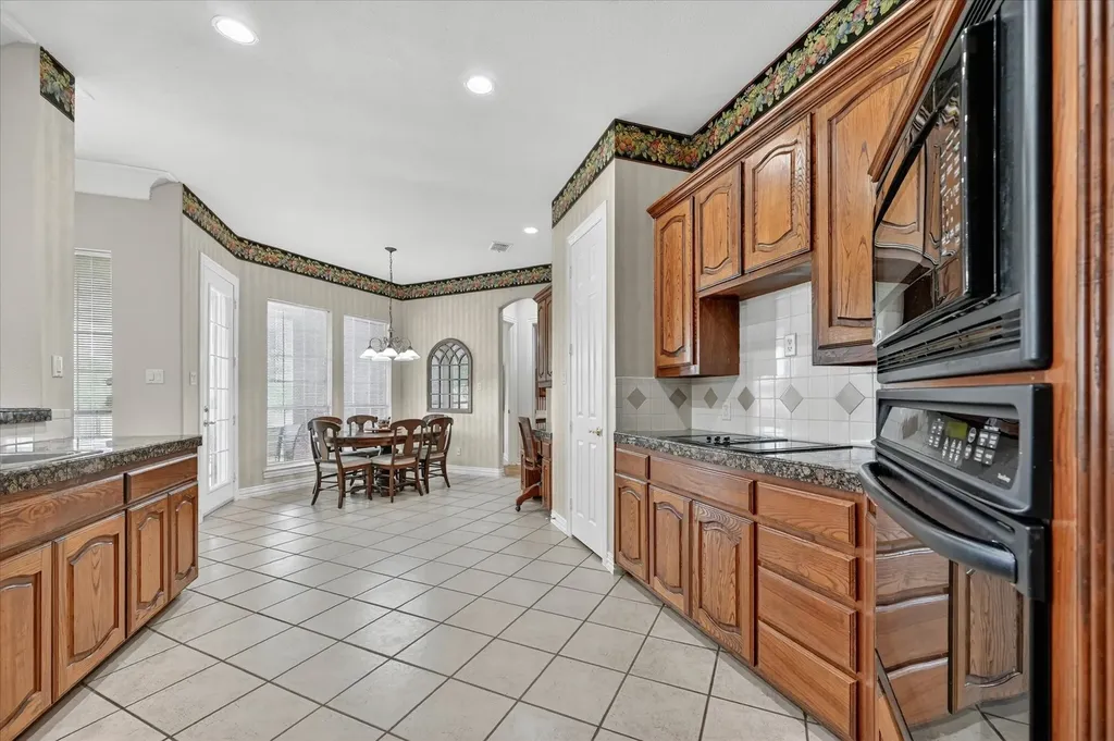 4409 Argyle Lane Denton TX 76226