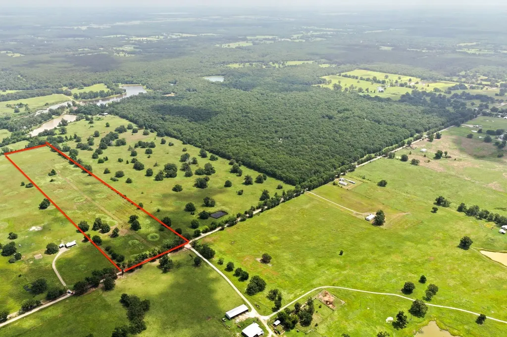 495 NE County Road 2220 Talco TX 75487