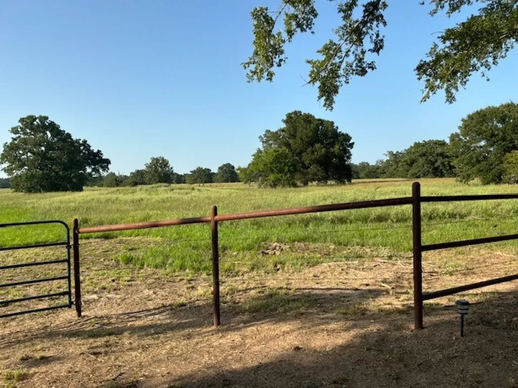 495 NE County Road 2220 Talco TX 75487