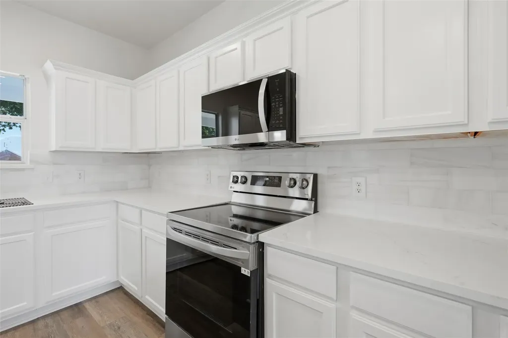 7104 Starwood Drive Fort Worth TX 76137