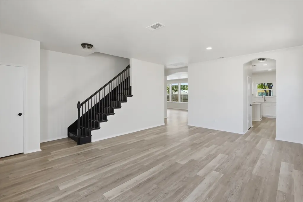 7104 Starwood Drive Fort Worth TX 76137