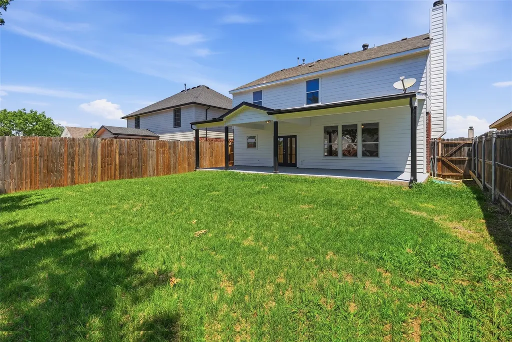 7104 Starwood Drive Fort Worth TX 76137
