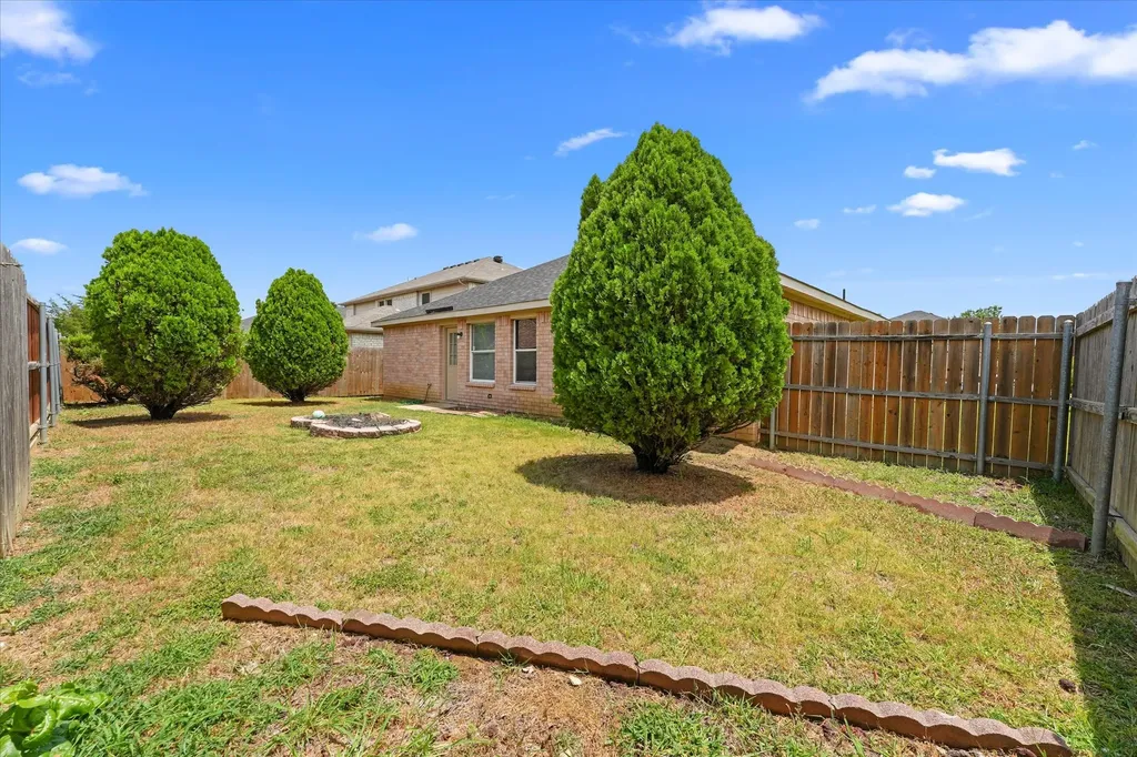 5311 Freestone Drive Grand Prairie TX 75052
