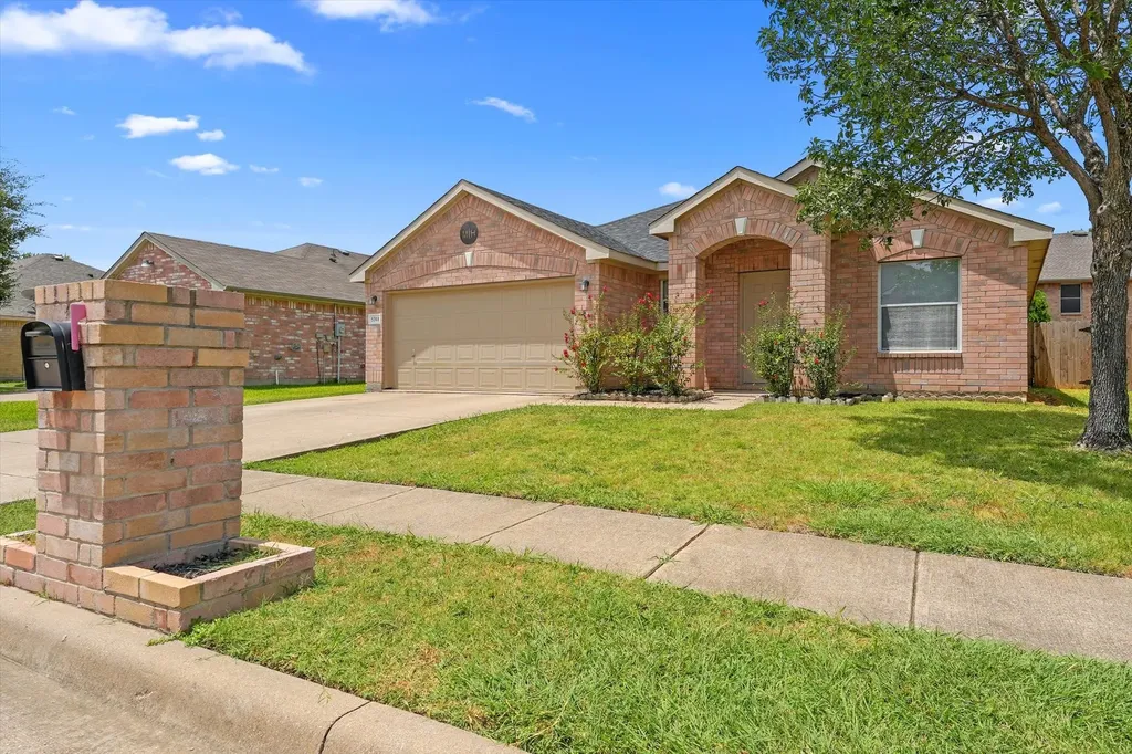 5311 Freestone Drive Grand Prairie TX 75052