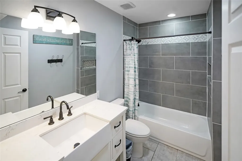 2228 W Holly Trail Holly Lake Ranch TX 75765